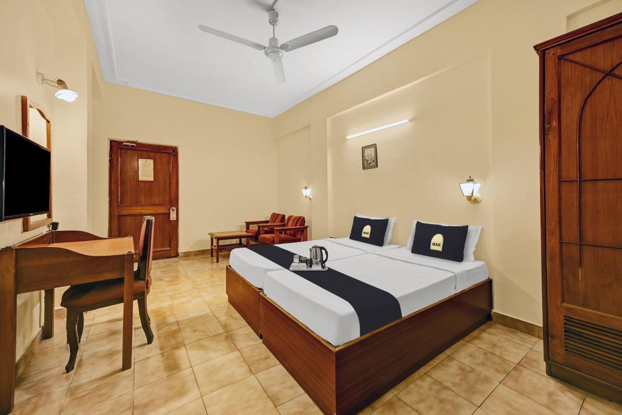 Super Townhouse Oak Hotel Belsons Taj Mahal Secundurabad Eksteriør billede