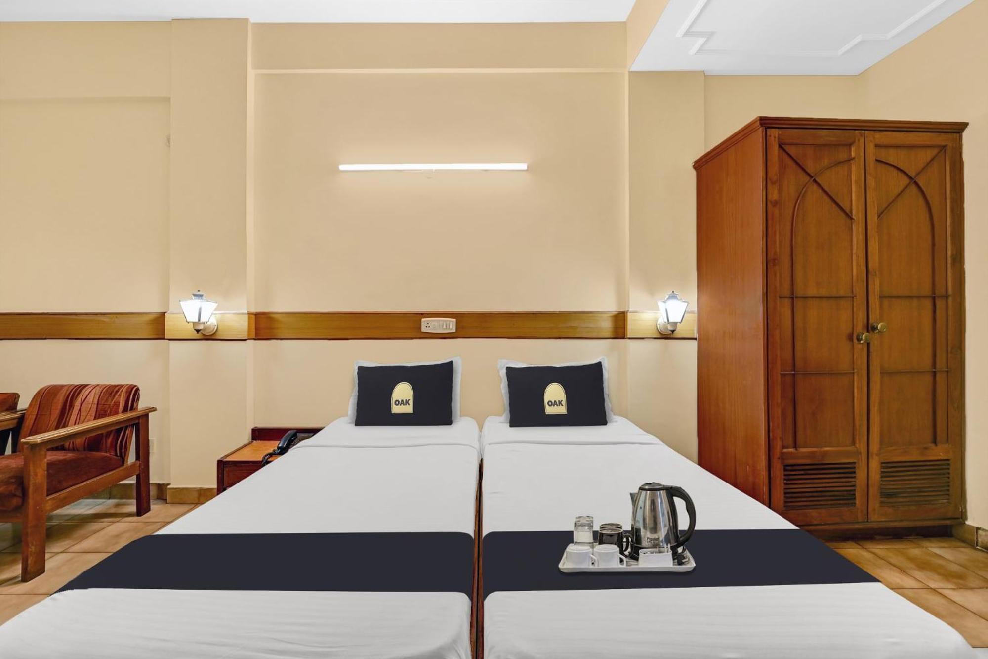 Super Townhouse Oak Hotel Belsons Taj Mahal Secundurabad Eksteriør billede
