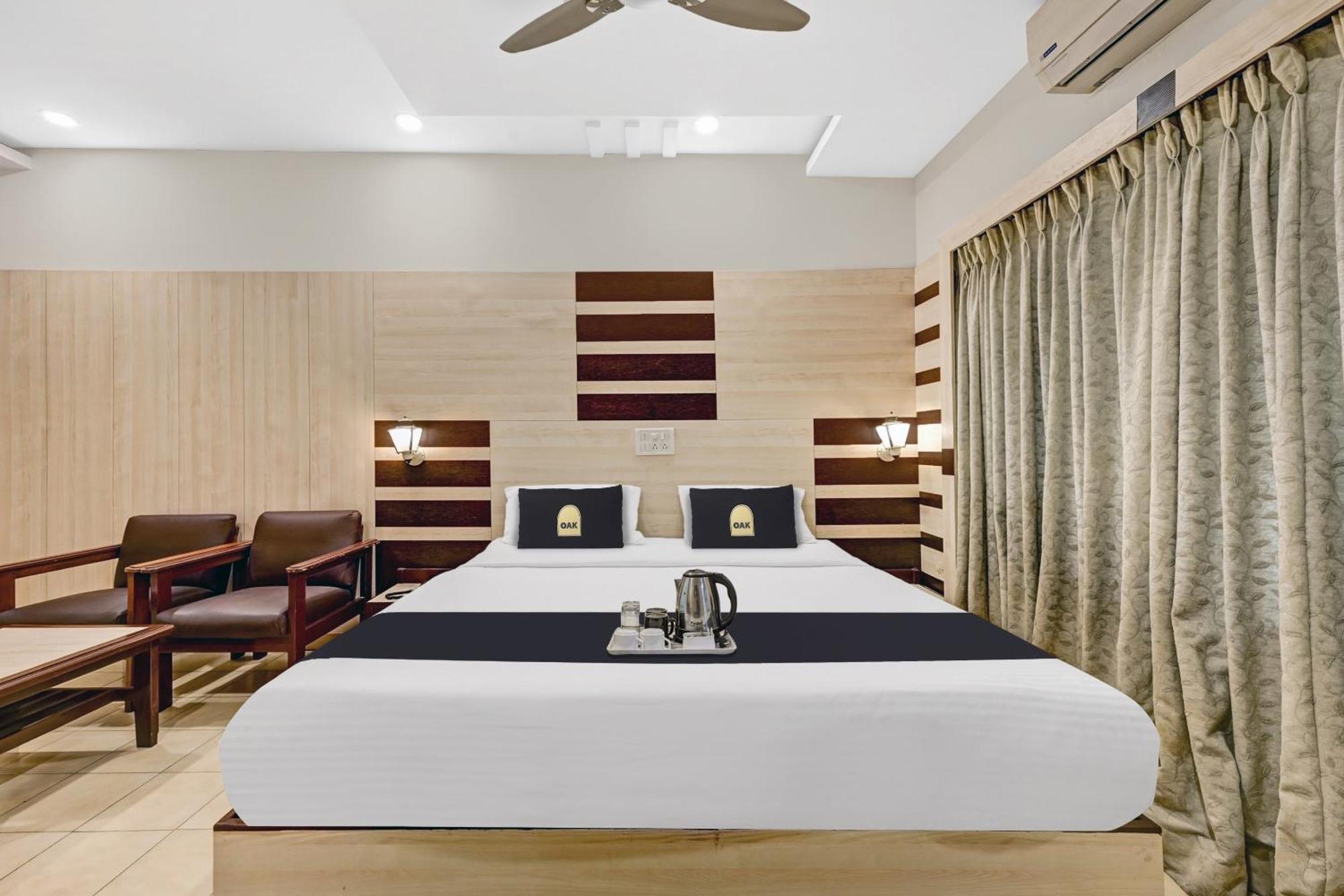 Super Townhouse Oak Hotel Belsons Taj Mahal Secundurabad Eksteriør billede