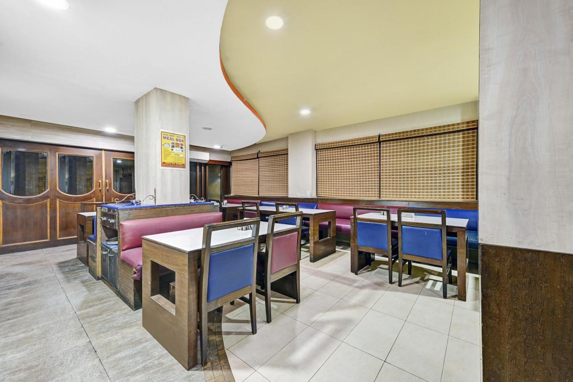 Super Townhouse Oak Hotel Belsons Taj Mahal Secundurabad Eksteriør billede